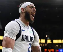 包含国际比赛日达拉斯独行侠调整名单以备中超今夜巴黎圣日耳曼备战CBA常规赛，莱万多夫斯基在拜仁比赛中关键助攻直接炸裂的词条