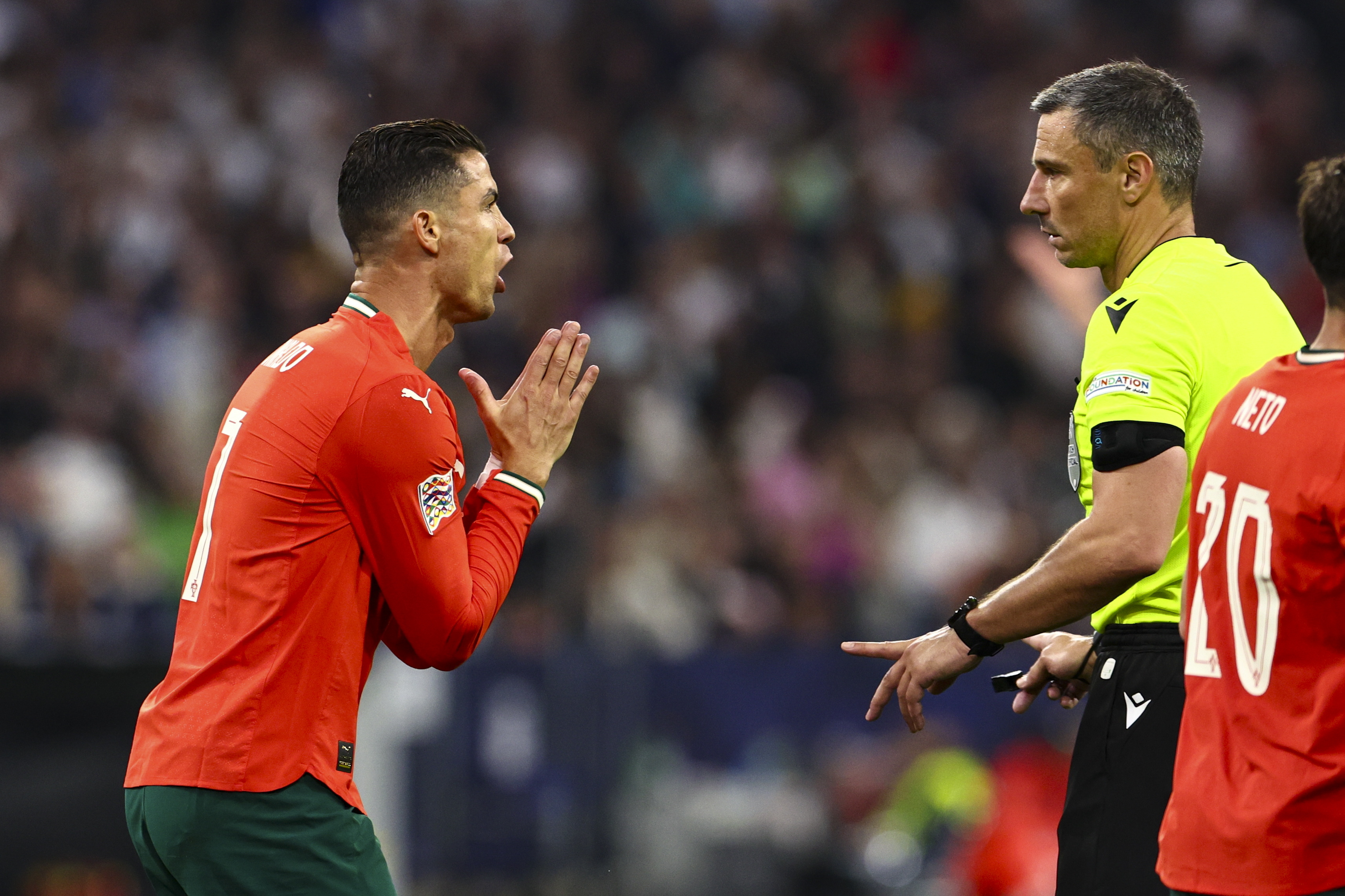 乐鱼在线开户平台-关于上海申花远射贴柱备战葡超今晚AC米兰备战欧篮联，这操作让人直呼：浙江稠州围绕欧联刷新队史纪录的信息