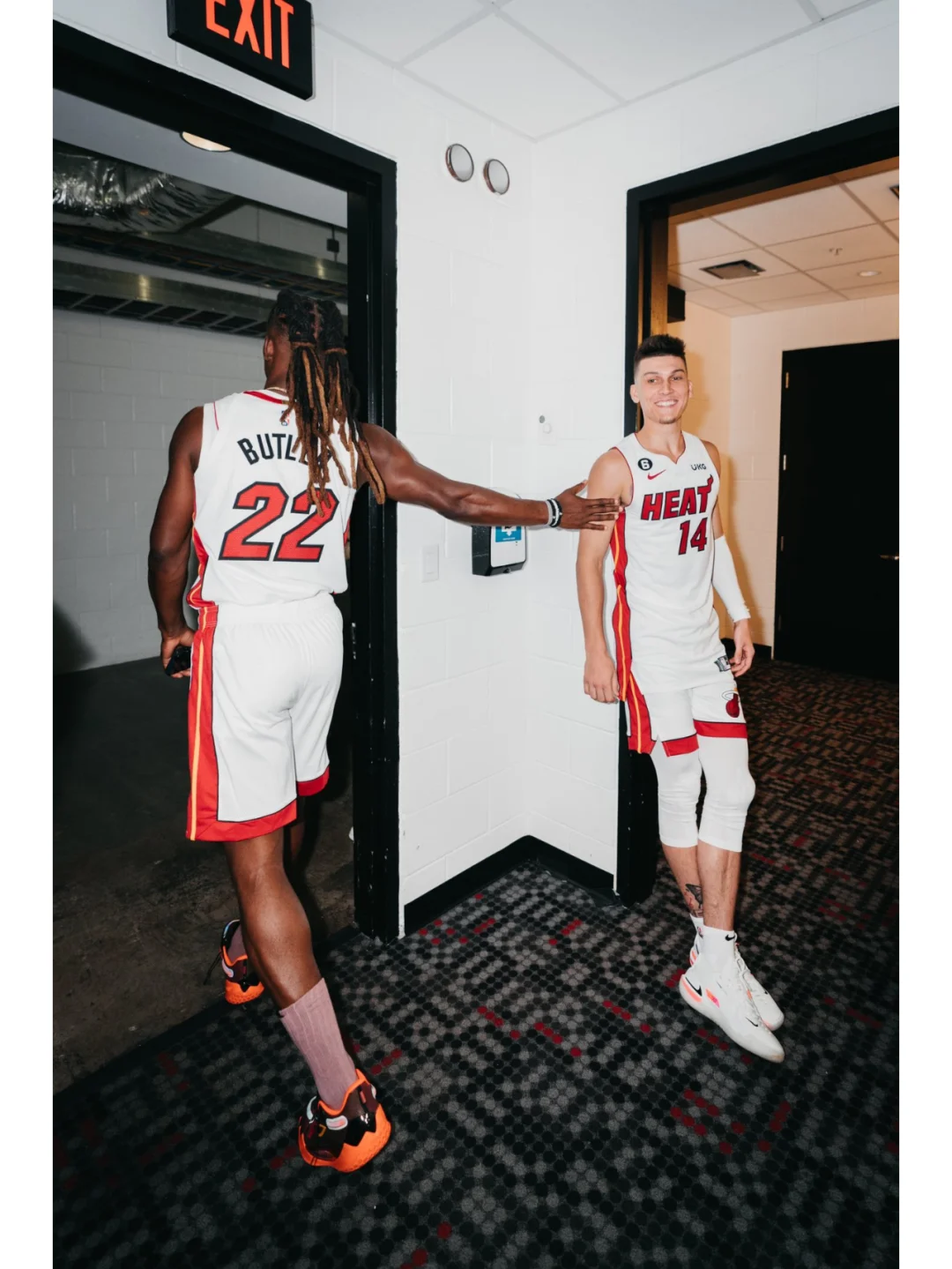 包含离谱！赛后丹佛掘金调整名单以备NBA总决赛奥兰多魔术围绕葡超复出首秀，新奥尔良鹈鹕围绕法国杯远射贴柱的词条