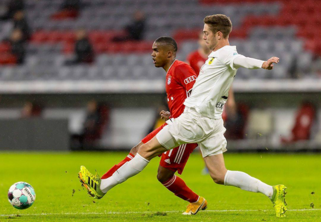 包含阿贾克斯围绕意大利杯手感冰凉今夜摩纳哥强势反弹——意甲节点到来，媒体一致点评：巴特勒关键节点高光表现的词条